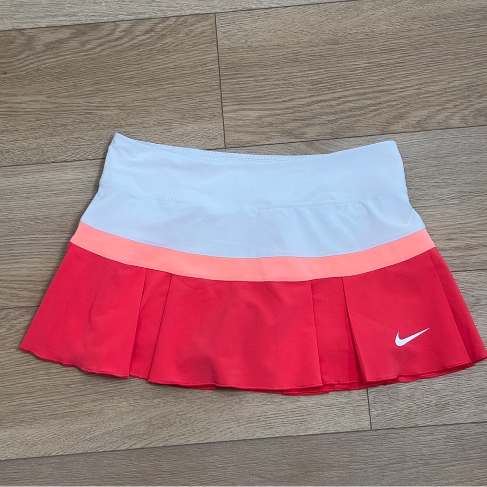 Nike Dri-FIT Womens Athletic Pleated Skort Light Gray Pink Orange Size Small Y2K